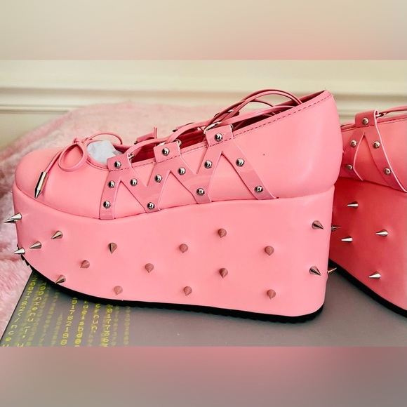 NIB Size 6 Dolls Kill KOI Footwear Zorina Lace Up Platform Ballet Shoes in Pink - Picture 3 of 10